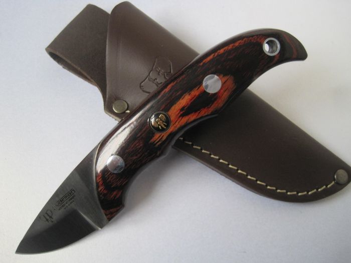 Нож с фиксированным клинком Cudeman Cuchillo Desollador, сталь 440 Stainless Steel, рукоять красное дерево